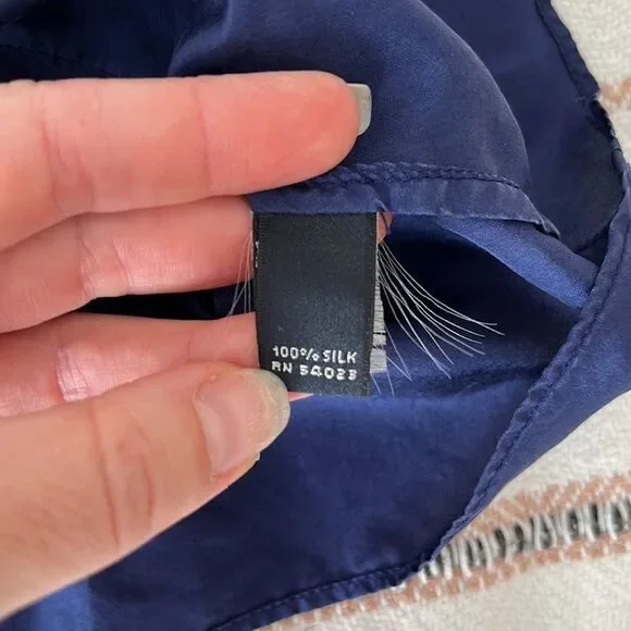 Banana Republic Silk Camisole Tank Top Navy‎ Blue Size Small - Picture 6 of 6